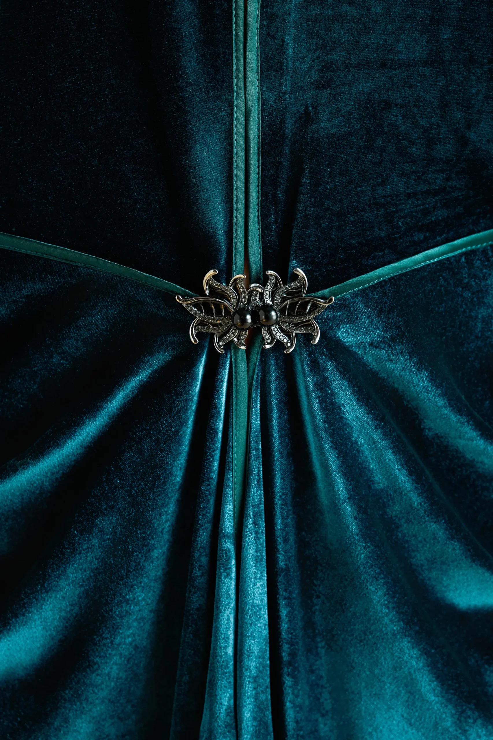 BABEYOND Evening Dresses | Velvet<Batwing Sleeve Slit Robe Dress