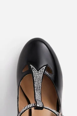BABEYOND Shoes | Rhinestone<Closed Toe T-Strap Rhinestone Pumps