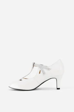 BABEYOND Shoes | Rhinestone<Closed Toe T-Strap Rhinestone Pumps