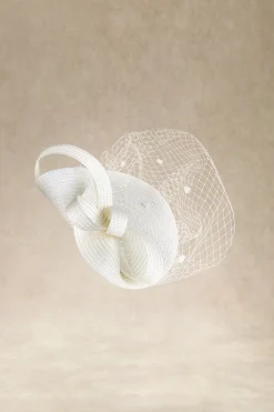 BABEYOND Fascinators<Elegant Half-Veiled Ribbon Fascinator