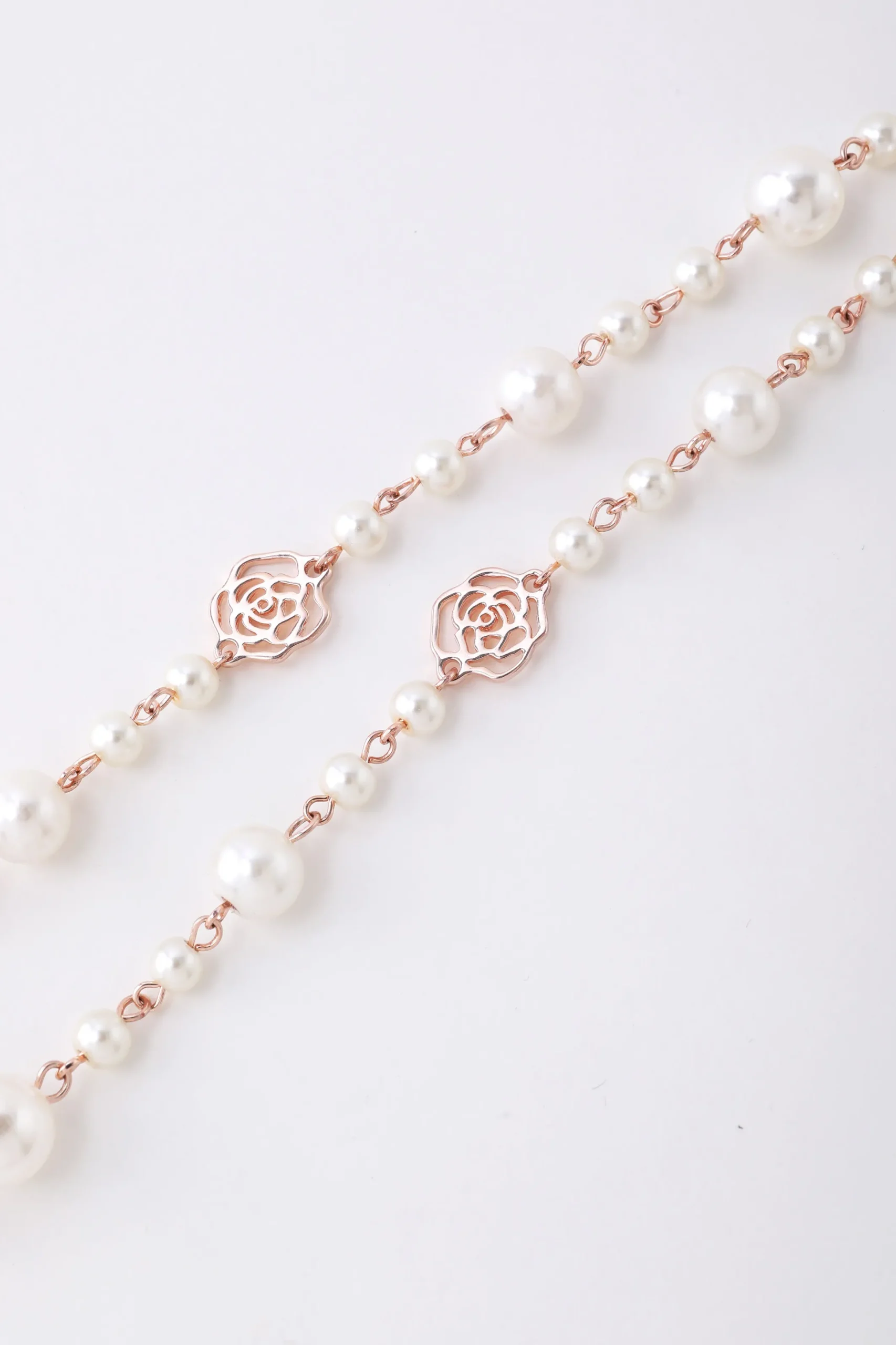 BABEYOND Necklaces | Pearl<Elegant Pearls Rose Necklace