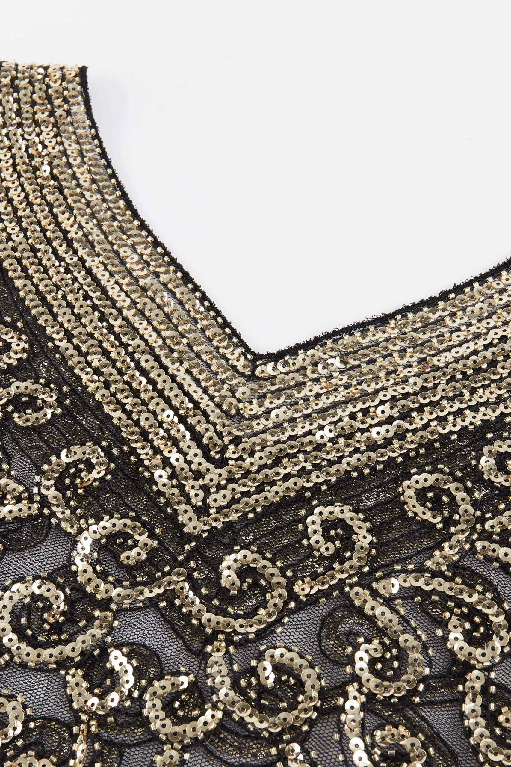 BABEYOND Shawls & Scarves<Heart Shaped Long Fringed Sequin Shawl