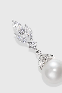 BABEYOND Earrings | Casual<Radiant Leaf-Embellished Pearl Drop Earrings