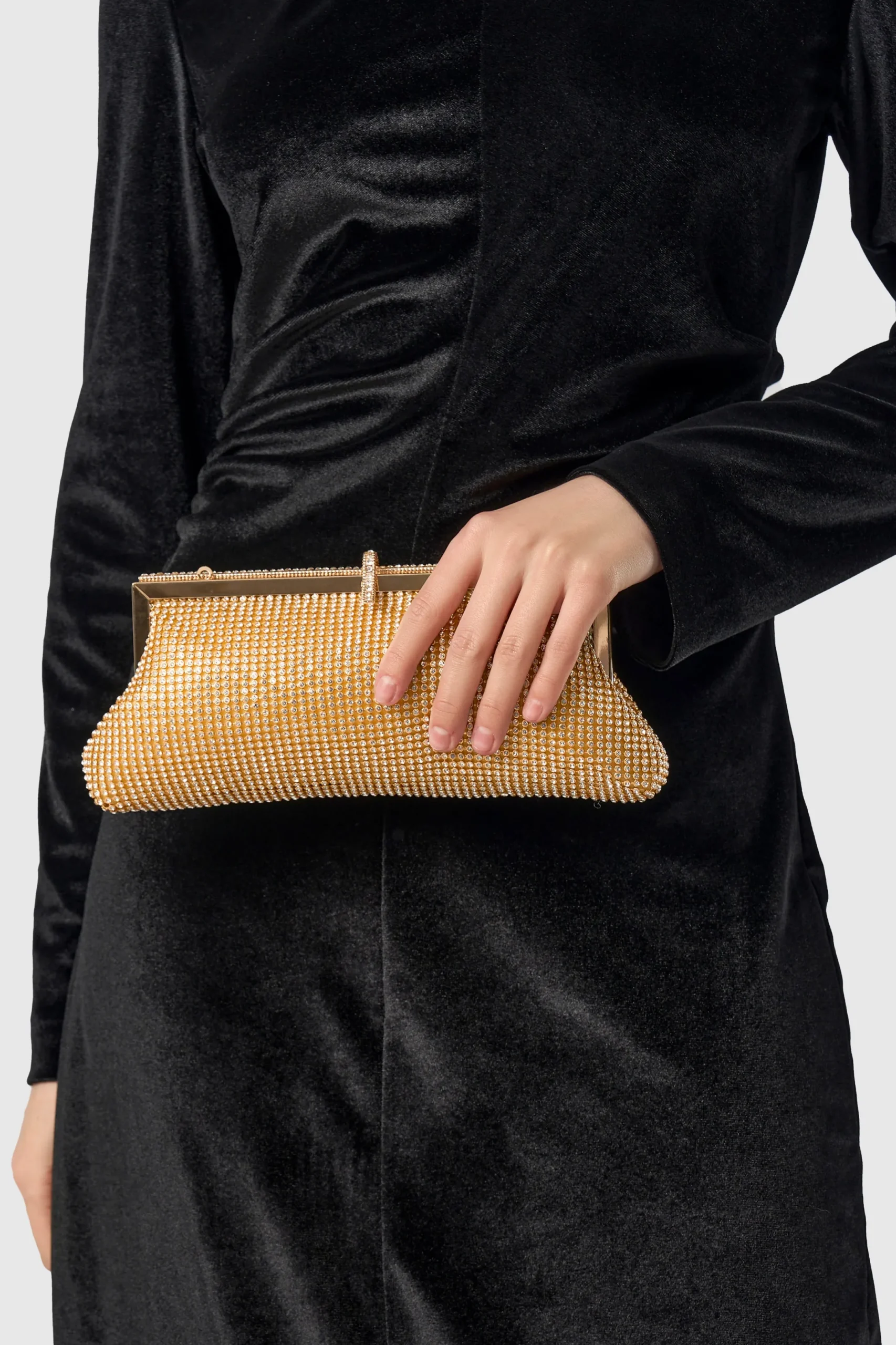 BABEYOND Handbags | Vintage<1920s Rhinestone Studded Chain Clutch