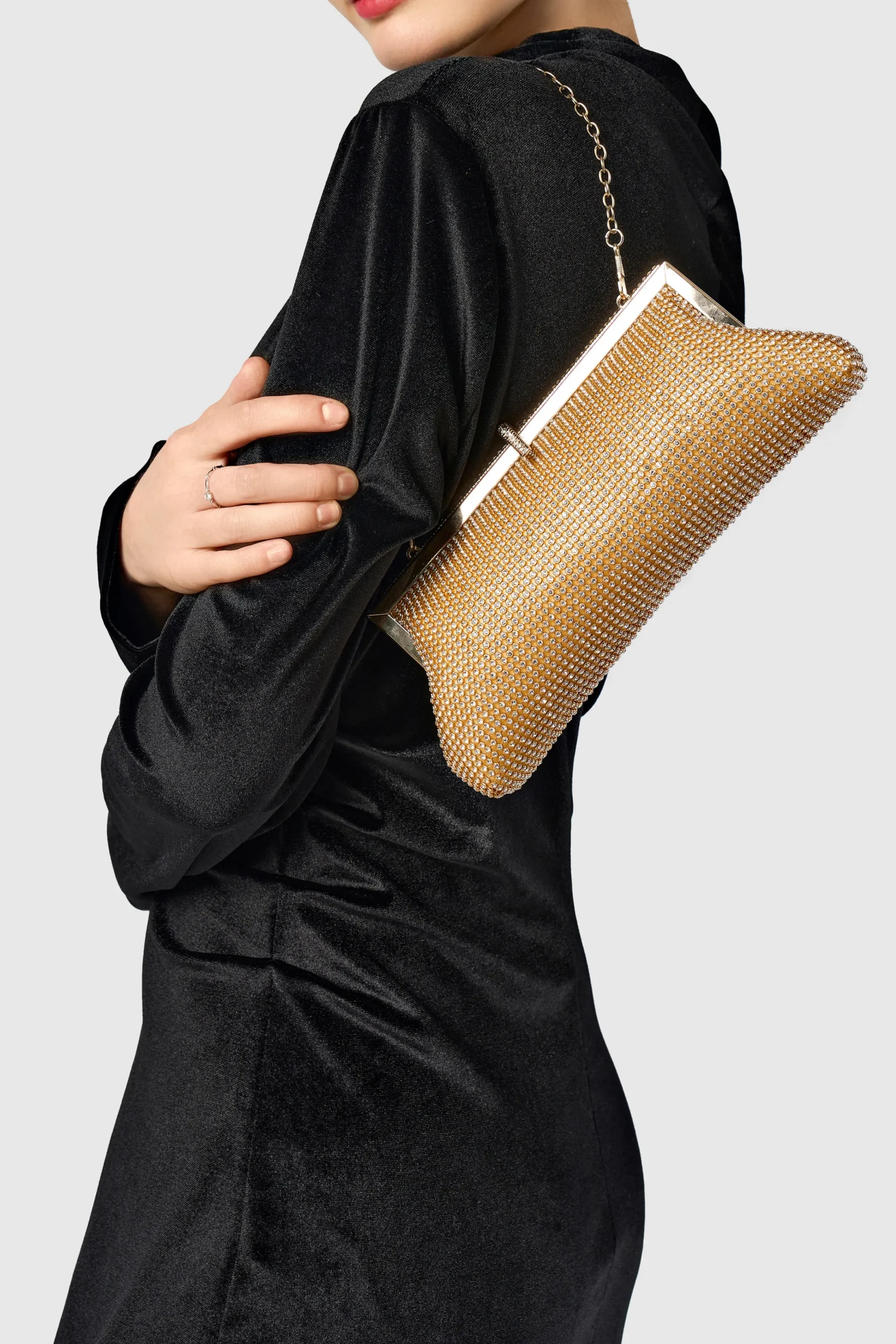 BABEYOND Handbags | Vintage<1920s Rhinestone Studded Chain Clutch