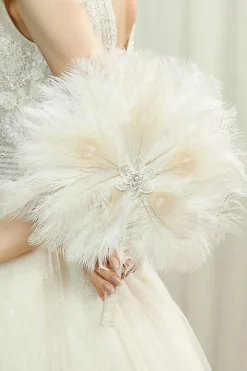 BABEYOND Fans | Vintage<1920s Vintage Feather Bouquet Fan