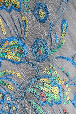 BABEYOND Shawls & Scarves<Sequined Peacock Embroidered Shawl