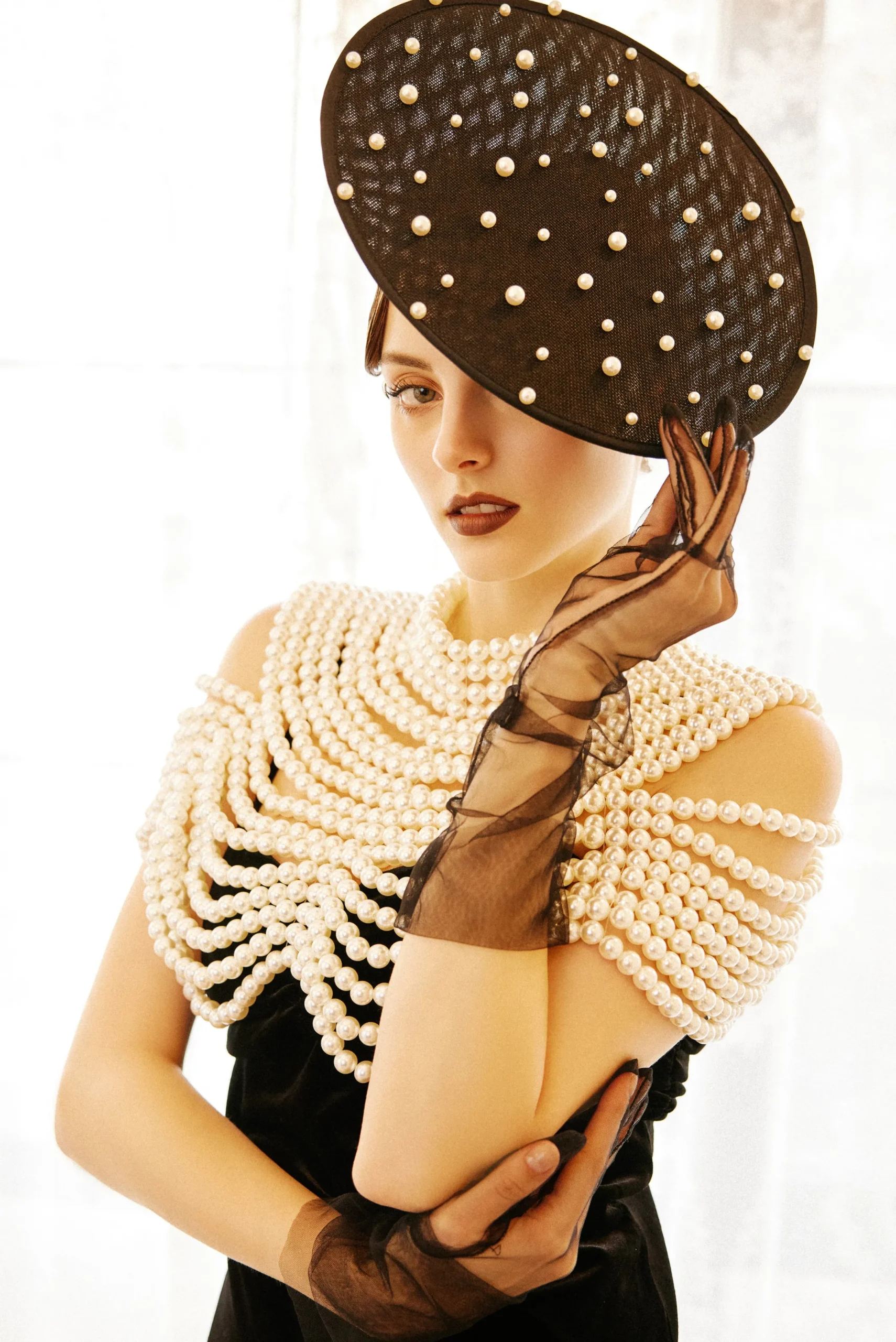 BABEYOND Shawls & Scarves | Lady<Sophisticated Pearl Body Chain Beaded Shawl