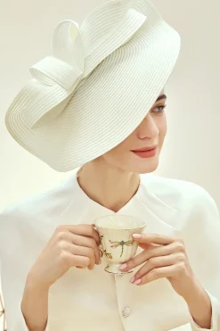 BABEYOND Fascinators | Lady<Straw Pillbox Race Day Fascinator